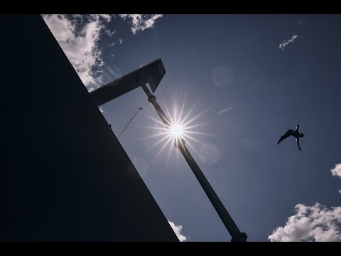 Red Bull Cliff Diving World Series 2015 - How to "build" a dive -  Copenhagen, Denmark