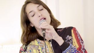 Delaporte - Un Jardin (Room Service)