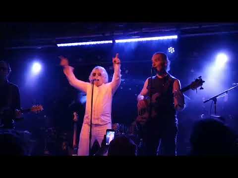 Minisex 230525 Chelsea  Vienna Ich fahre mit dem Auto