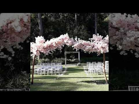 Wedding flowers by Gold Coast City Florist. Surfers Paradise flower delivery. Wedding flower Package