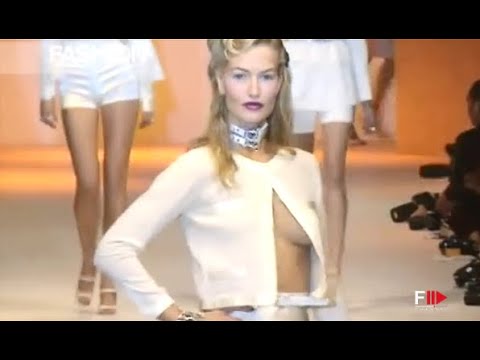 BLUMARINE Best Looks Spring 1995 - Fashion Channel