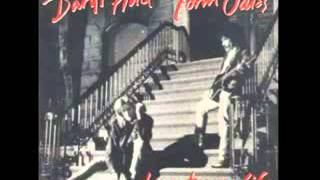 Daryl Hall &amp; John Oates - Downtown Life