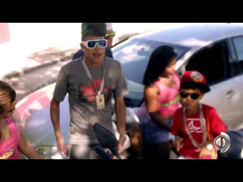 MC ALBERIS E MALUCO AUTENTICO E JOÃOZINHO DA SEWAY - FAVELA - CLIPE OFICIAL