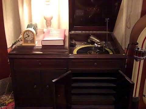 ROGER WOLFE KAHN'S HOTEL BILTMORE ORCH. - YEARNING - ROARING 20'S VICTROLA 215