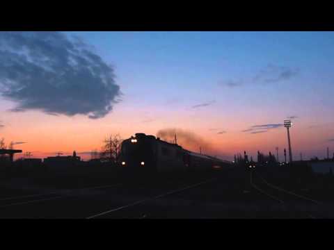 DA693 passing honking and at full throttle through Oradea Est Shunting Railyard