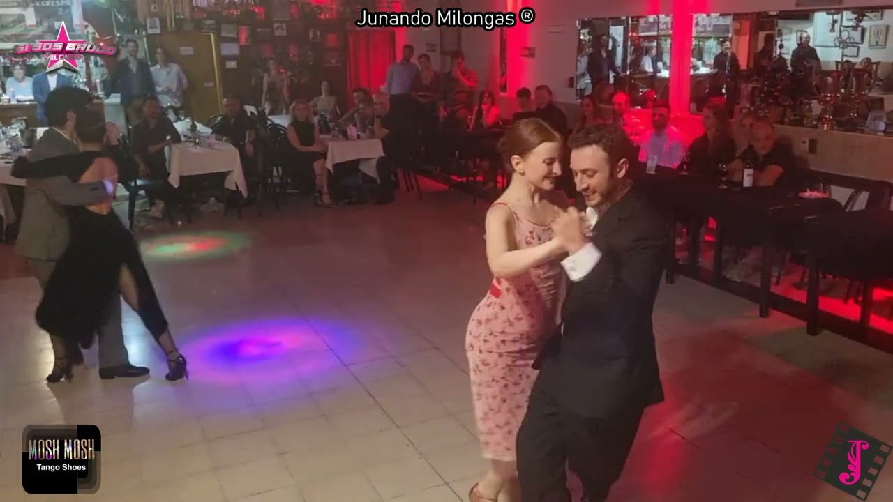 LAUTARO PEYRELONGUE & JOHANNA ARANDA + ALEJANDRO BERON & KELLY LETTIERI || Mandria