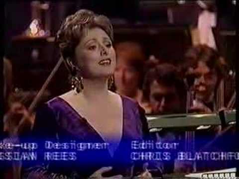 Rebecca Evans - sings Mozart