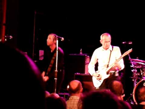 Francis Rossi - Twenty Wild Horses live Manchester Academy - 14/5/10