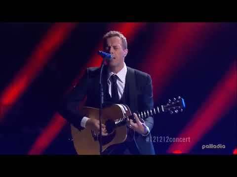 Viva La Vida - Coldplay (Chris Martin + guitar) acoustic live HD