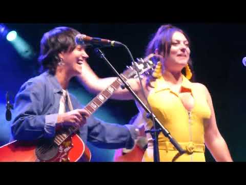 Angel Olsen - Chance, Like I Used To (with Sharon van Etten) (Abiquiu, NM 9-10-22)