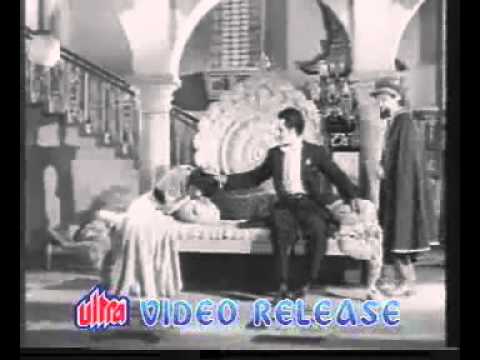 Poster tu mahal mein rahne wali lyrics – mukesh chand