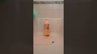 Download lagu Fanta Coca-Cola sprit Pepsi vs mentos || Experiment #shorts mp3