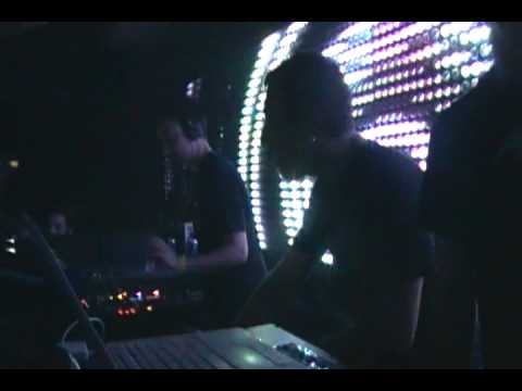 David Granha & John Axiom [Live@Bahrein Buenos Aires - 03-09-2011] III