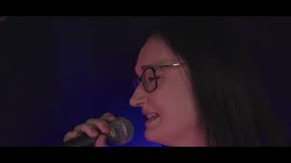 Video Loco Poco – Snowman (Sia cover)