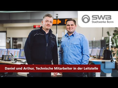 SWB Karriere: Daniel und Arthur als technische Mitarbeiter in der Leitstelle