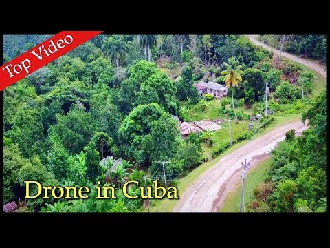 Sierra Maestra Montañas de Cuba 4K. Drone in Cuba 4K.