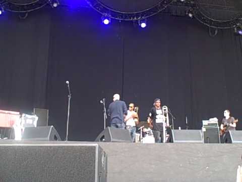 Boe Money with Galactic and Trombone Shorty OWNS Bonnaroo crowd... WOW!