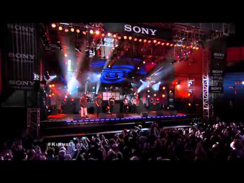 Jason Derulo Performs  Talk Dirty