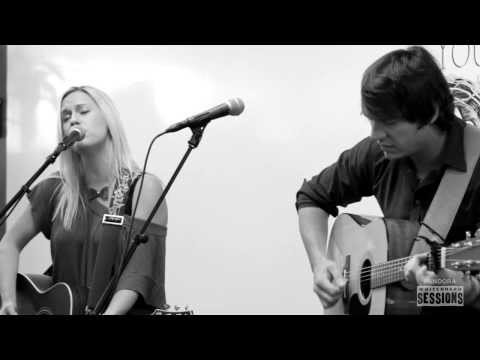 Video thumbnail for Soldier’s Wife (Don’t Want You To Go)