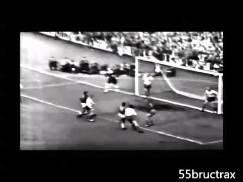 1958 17-year-old Pelé vs Sweden - WORLD CUP FINAL