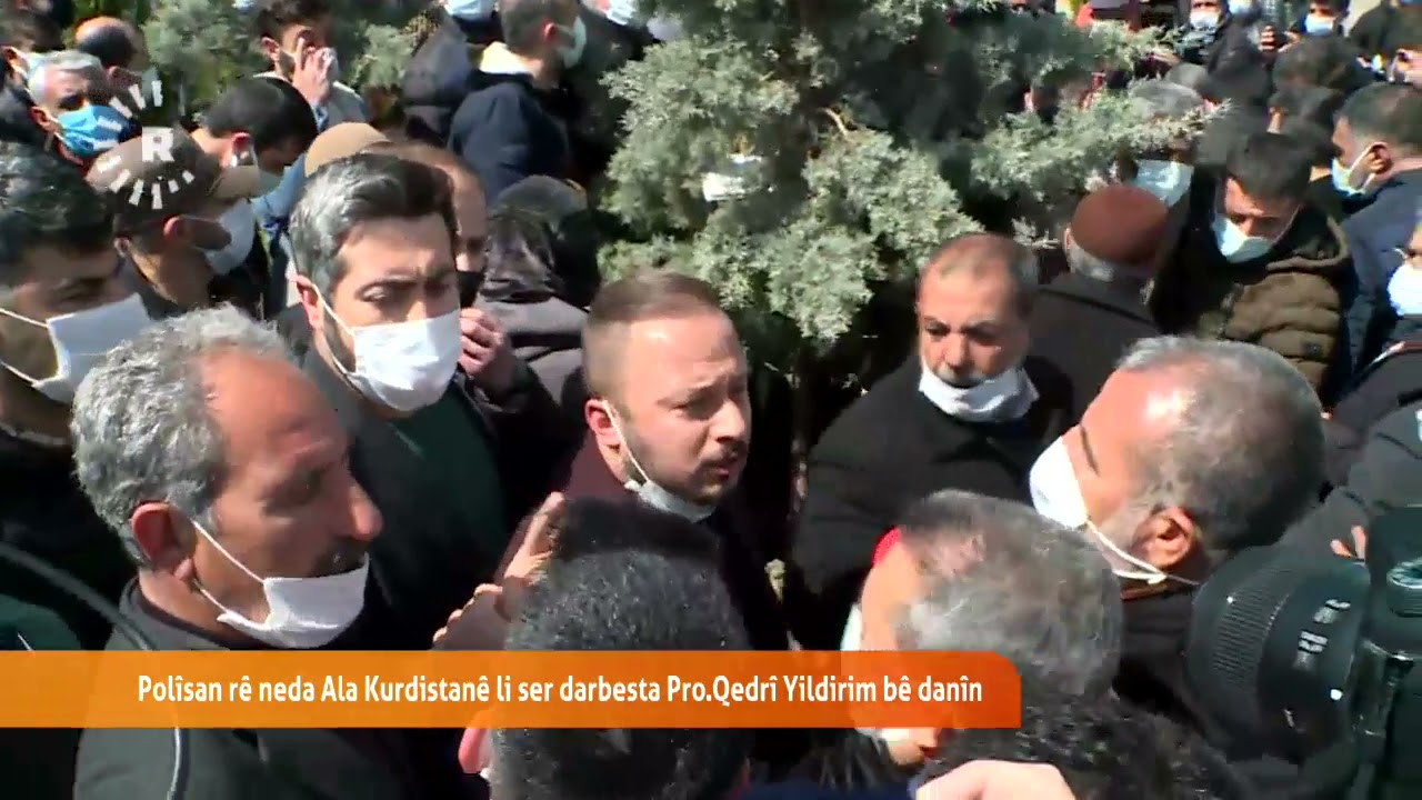 Prof. Dr Kadri Yıldırım için düzenlenen cenaze töreninde gerginlik