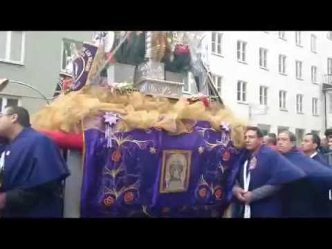 PROCESION 2016 Cuadrilla 1 Suecia [Entronización de la imagen del Señor de los Milagros]
