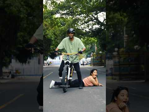 Gaya!😂 #stunt #subscribe #girl #crash  #cycling #wheelies #cyclestunts #cycle #bikestunts #bike