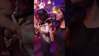 Arijit Singh's sister singing "Dil Ullu Ka Pattha" song in Mumbai MTV India Tour 😍 #shorts