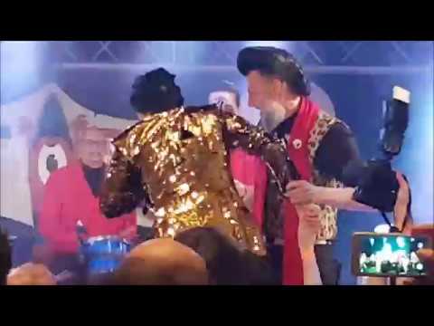 Introducing EL VEZ as SAM THE SHAM & MFC CHICKEN "Ju Ju Hand" 25.05.18 live@SURF-O-RAMA VALENCIA