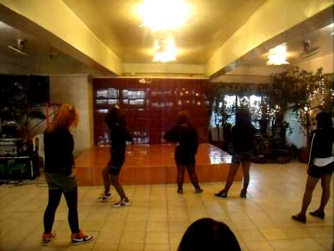 FREAK DOLLS @ Kpoppers 5 Dolls Cover Group Neo Mariya