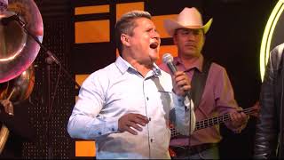 Una Palomita Lyrics English Translation