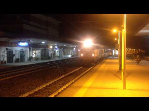 E656.435 sull' EXP 14117 Ventimiglia - Trieste Centrale