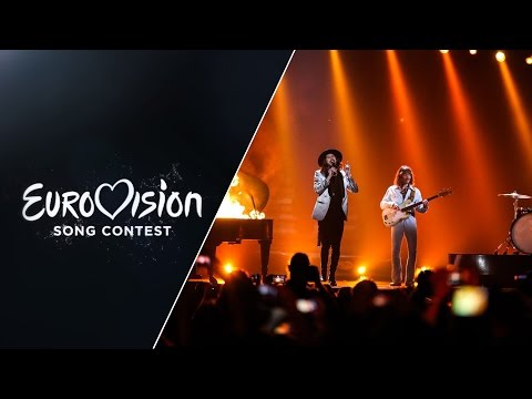 The Makemakes - I Am Yours (Austria) - LIVE at Eurovision 2015 Grand Final