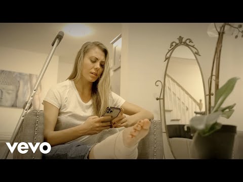 Mic L'Ville - Change (Official Video)