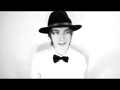 Screen Tests w/ James Paxton talkin' working on Eyewitness