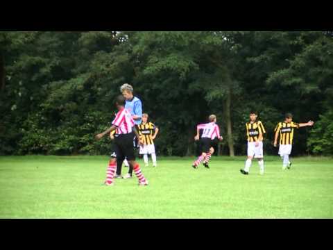 Marc maakt de 1-1 tegen Vitesse / AGOVV