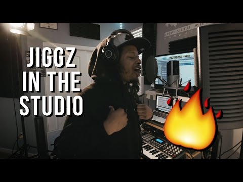 Jiggz- Barz(In the Studio)