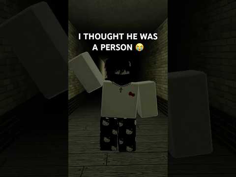 SCARY GAME PRETENDS TO BE A PERSON #robloxhorror #funny