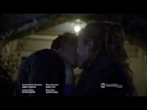 Chloe & Alek Kiss - The Nine Lives of Chloe King (HQ)