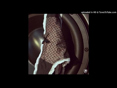 Robert Babicz - Bassporn (Namito & Solmaz Lou's Strings Attached Remix)