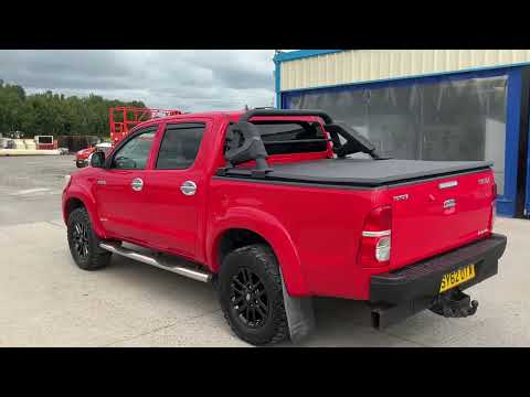TOYOTA HILUX INVINCIBLE D-4D 3.0 DOUBLE CAB PICKUP - Image 2