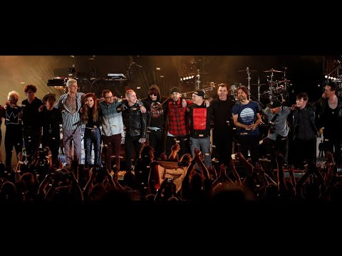 Linkin Park & Friends - Bleed It Out/The Messenger (Live Hollywood Bowl 2017)