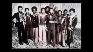 Earth Wind &amp; Fire - Money Tight   1987