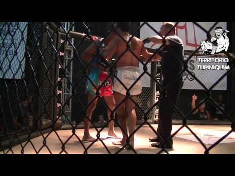 Minas Combat - Chapolim vs Daniel Alves