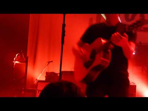 Coldplay - Charlie Brown (HD) - Eventim Hammersmith Apollo - 19.12.13