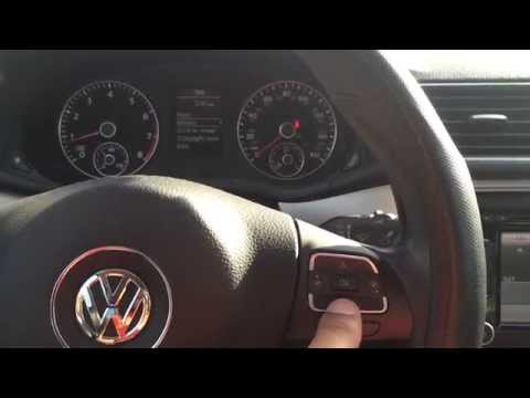 Changing the time on your Volkswagen Passat 2012