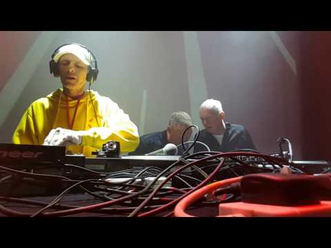 Dj/Mc Cally ft Gonzo