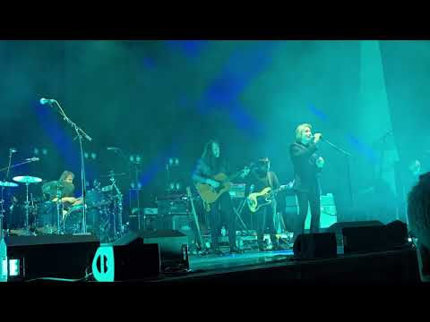 Del Amitri: Make it always be too late.  Usher Hall, Edinburgh, 22 Dec 2025