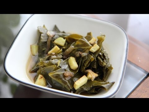 Vegan Collard Greens Recipe - Southern Collard Greens Recipe - Meatless Monday