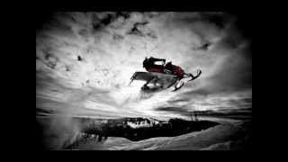 YLUV - Never Touch The Ground